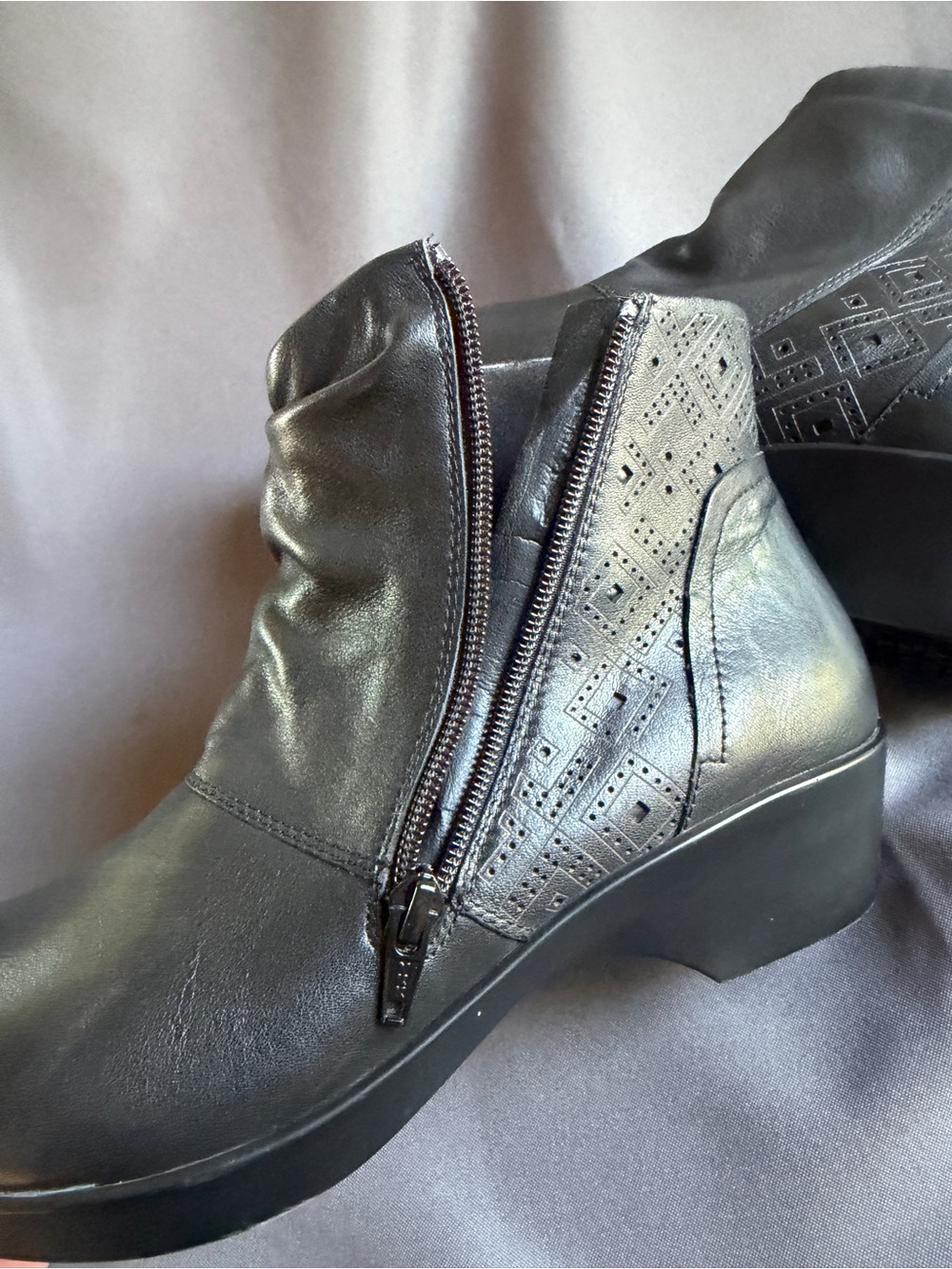 ABEO Jennie Black Leather Ankle Boots Size 8.5 Comfort Orthotic - Picture 5 of 11